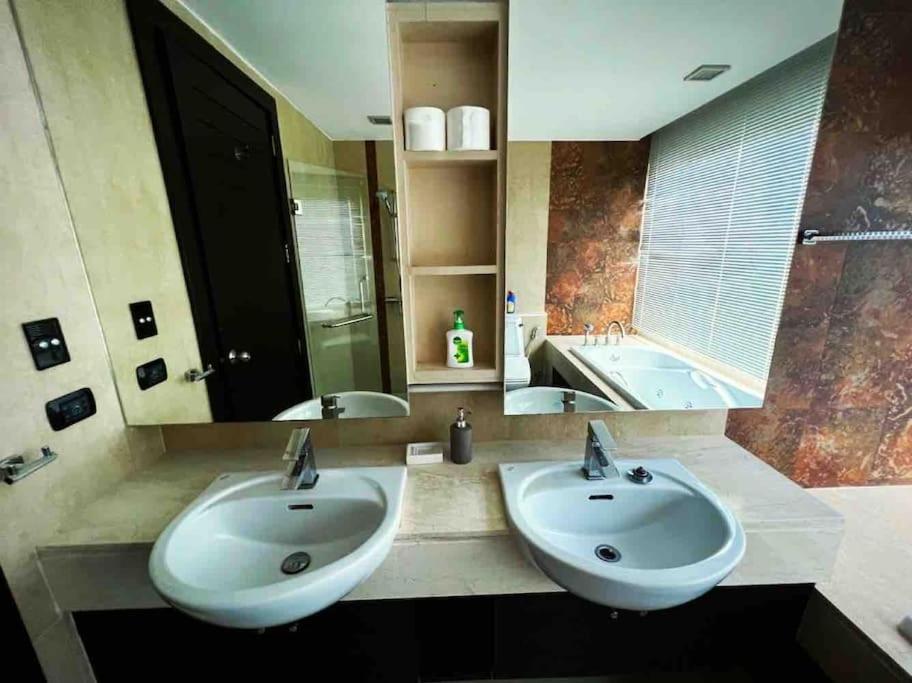 Apartamento Luxurious 3Br Penthouse Jacuzzi Seaview Kamala Beach Exterior foto